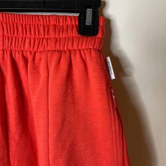 The Laundry Room Fleece Lounge High-Waisted Shorts - Picture 6 of 16